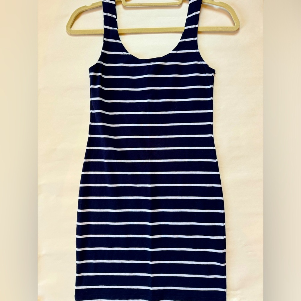H&M Navy Striped Dress EUC Blue White Sleeveless Mini Tank Top Fitted Co…